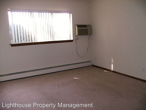 2nd image of 593 54th St SE