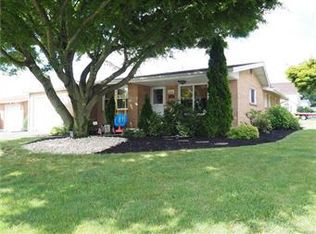 1060 7th St, Whitehall, PA 18052