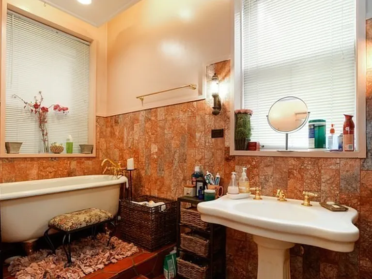 819 W Cuyler Ave — Photo 13