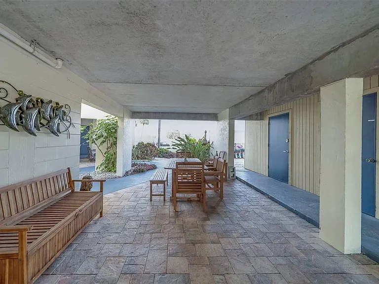 11650 Capri Cir S #105 — Photo 41