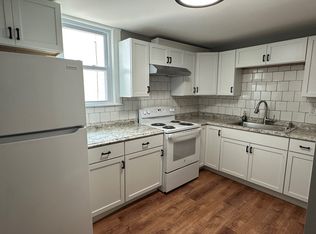 1017 Forest Rd, Schenectady, NY 12303