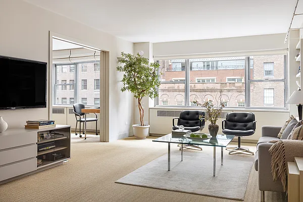 Sold by Compass | media 16