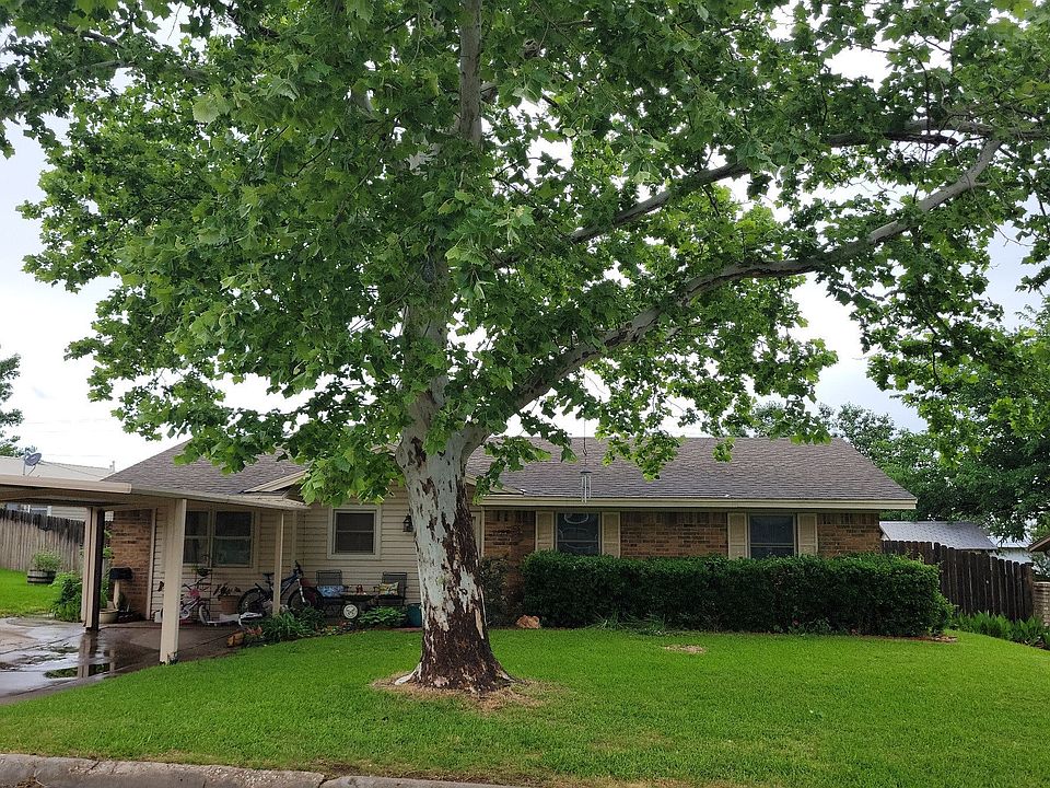 1st image of 213 Jordan Dr