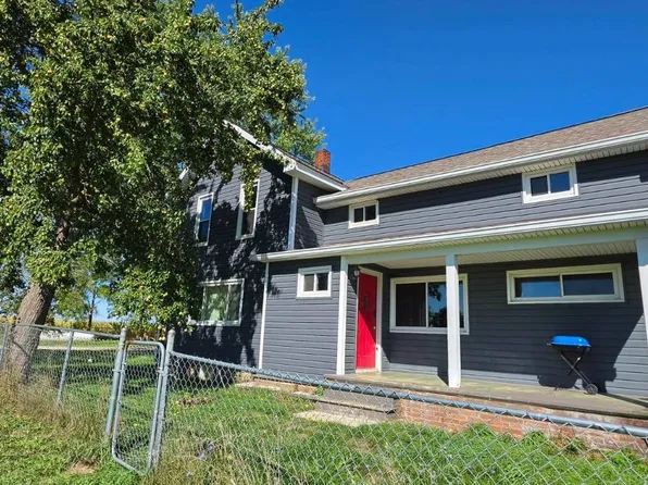 8869 E Polk Rd, Wheeler, MI 48662