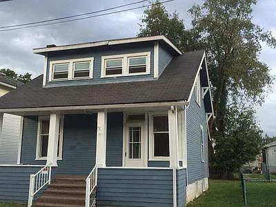 42 Duquesne Ave