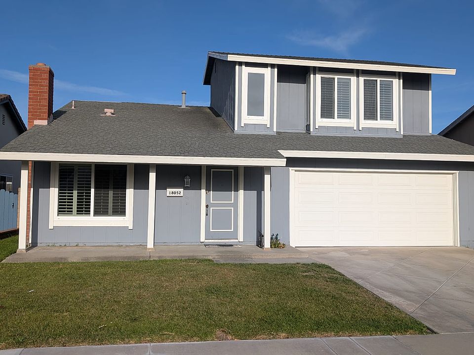 1st image of 18052 Clearwater Cir