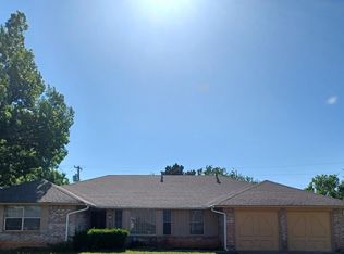 11409 Greystone Ave, Oklahoma City, OK 73120
