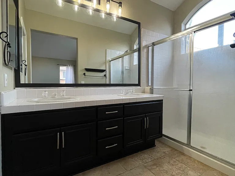 1586 Avenida Guillermo — Photo 17