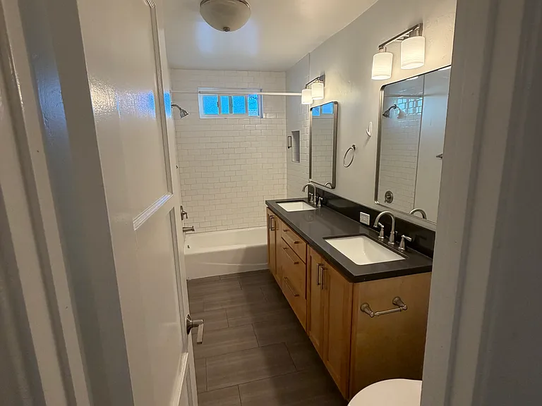 6262 Stewart St — Photo 23