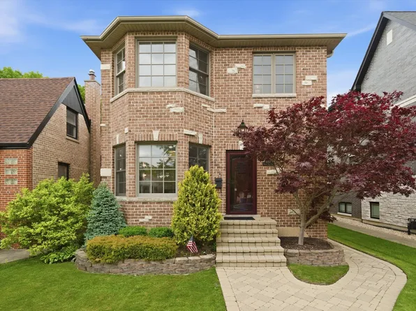 6057 N Tripp Ave, Chicago, IL 60646