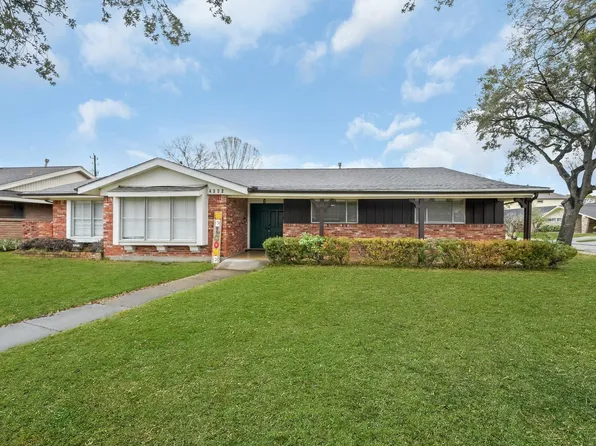 4002 Martinshire Dr, Houston, TX 77025