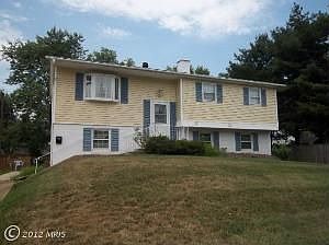 3rd image of 703 Falconer Rd