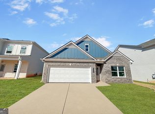 304 Knights Ct, Canton, GA 30115