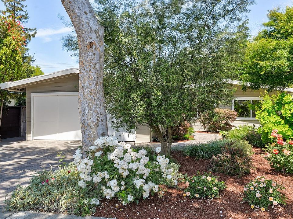 1st image of 3555 Murdoch Dr