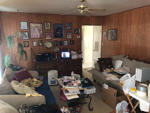 3rd image of 3739 Belgium Ln