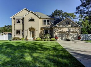 15 Webster Rd, Toms River, NJ 08755