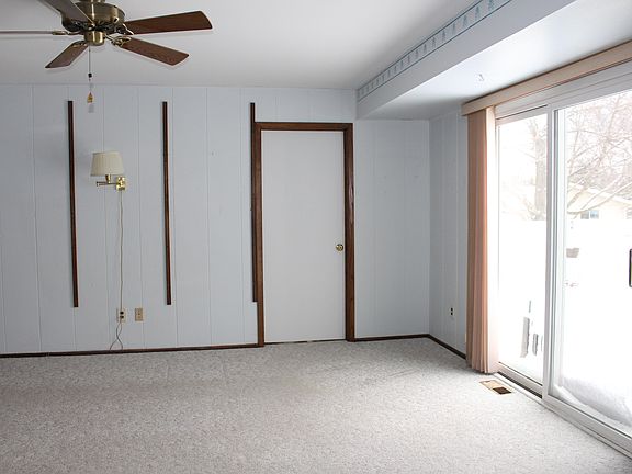 5th image of N109W15838 Blacksmith Ct