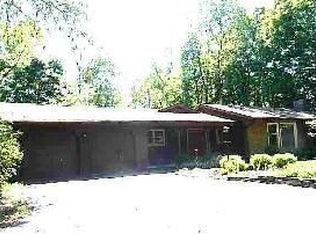 187 Lake Ridge Rd, Worthington, OH 43085