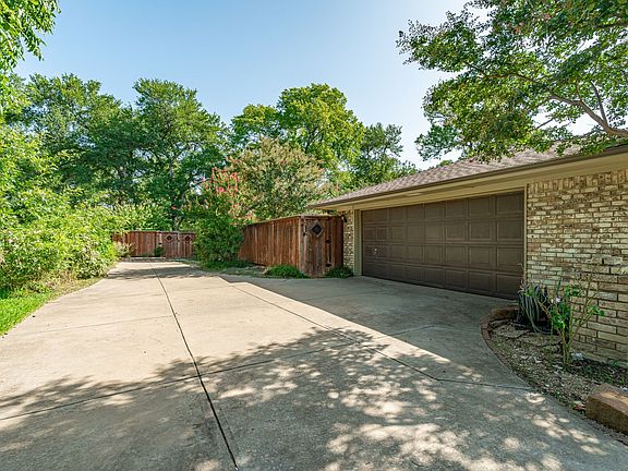 5th image of 175 Moonlight Dr