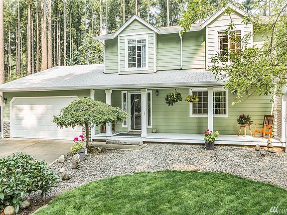 2nd image of 18314 SE Royal Wood Ct
