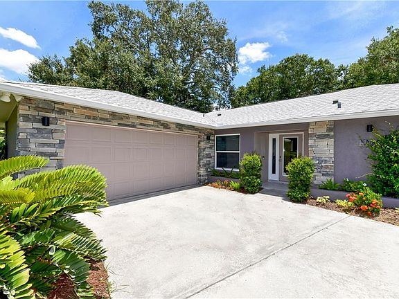 2nd image of 3806 Gatewood Dr