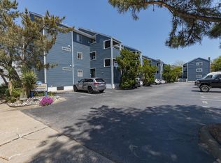 2308 Starfish Rd APT 201, Virginia Beach, VA 23451