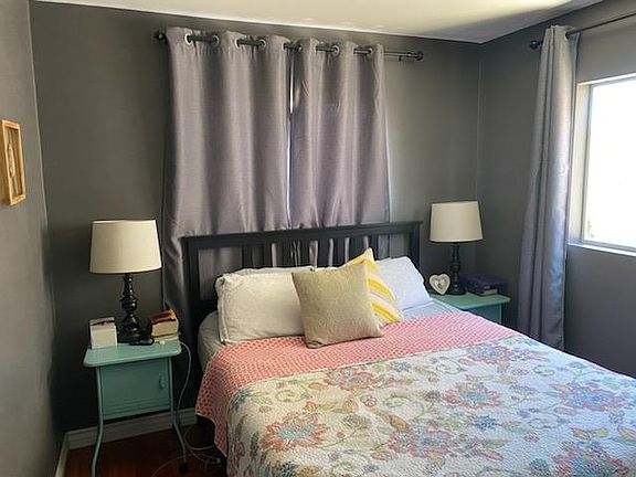 4th image of 3952 Dove St #3952