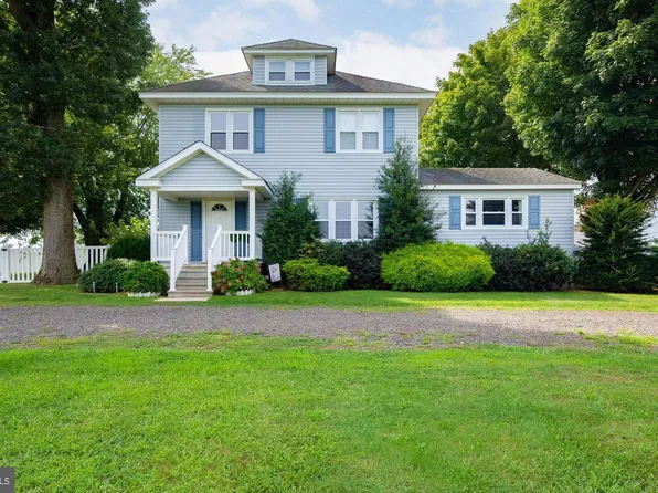 4903 E Chestnut Ave, Vineland, NJ 08361