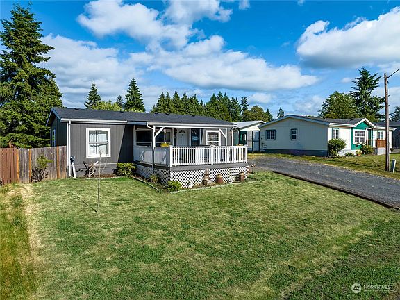 3rd image of 534 6th Avenue NW