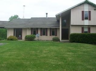 201 E Needmore Hwy, Grand Ledge, MI 48837