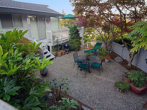 3rd image of 4295 Shoreclub Dr