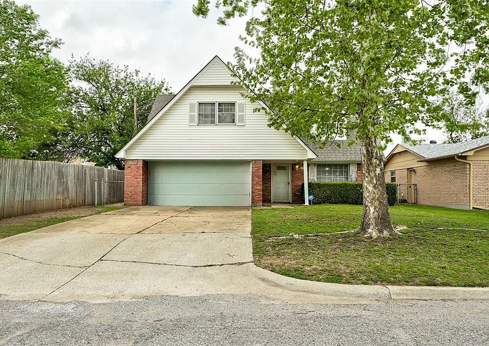 1st image of 3041 SW 61st St