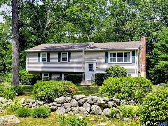 3rd image of 279 Gales Ferry Road