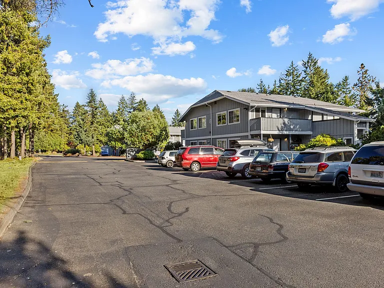 Evergreen Park Apartments in Olympia! — Photo 40