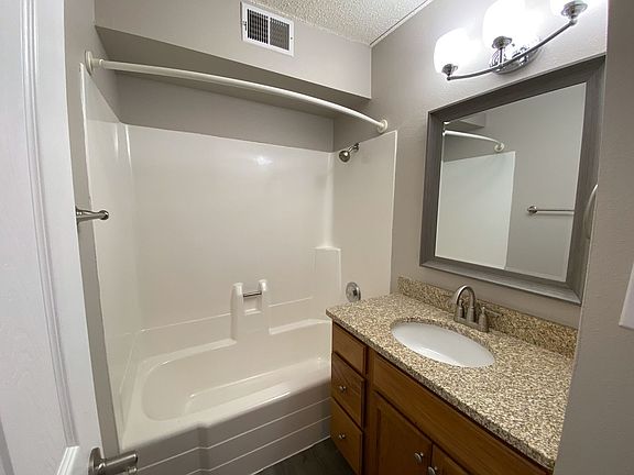 2nd image of 230 Campus Ave #422
