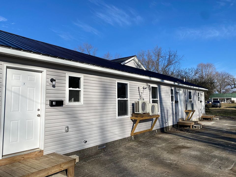 1st image of 640 Bonnie Dr APT 8