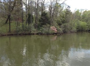 38 Lee Road 353, Valley, AL 36854