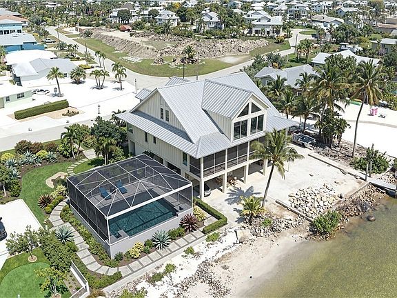4th image of 3211 Vacation Ln