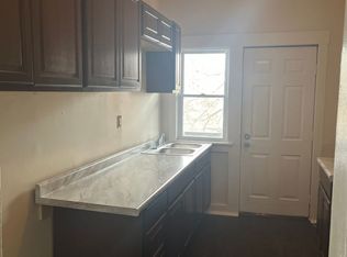 1442 E 115th St #4, Cleveland, OH