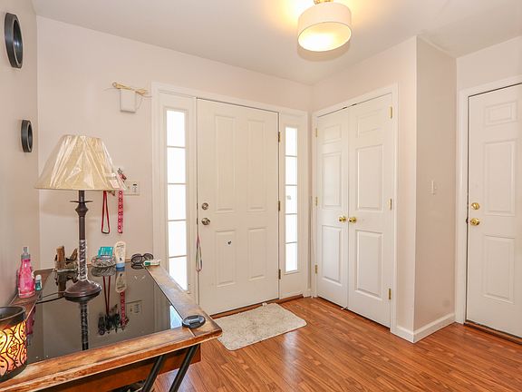 5th image of 108 Waverly Dr