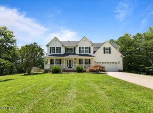 440 Indian Hills Rd, Oneida, TN 37841