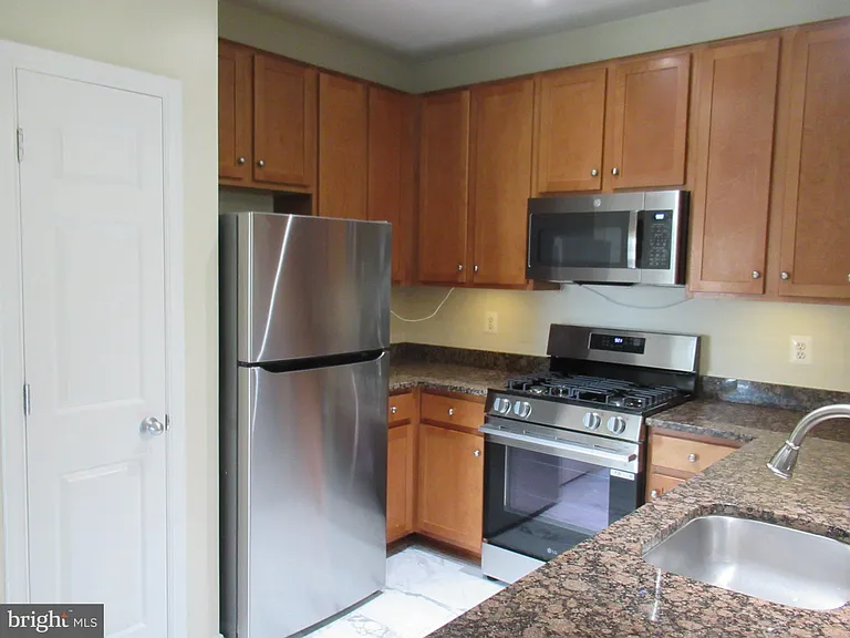4850 Eisenhower Ave #425 — Photo 6
