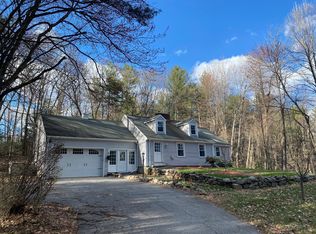 136 Wallace Rd, Bedford, NH 03110