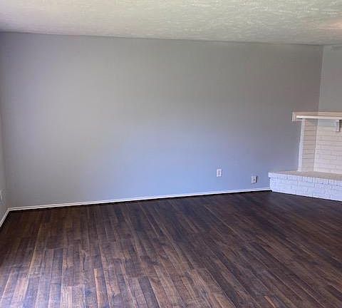 4th image of 520 Cumberland Dr