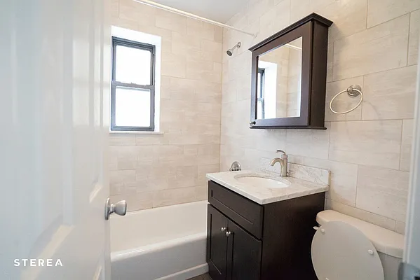 Rented by Sterea Agency | media 28