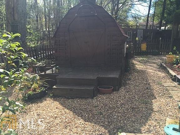 5th image of 91 Dogwood Dr