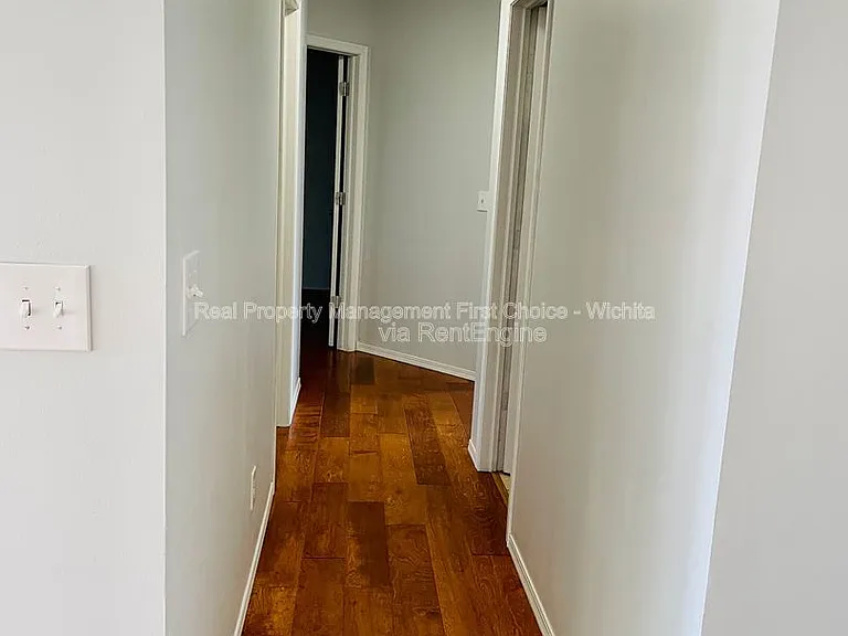 613 S Wheatland Cir — Photo 7