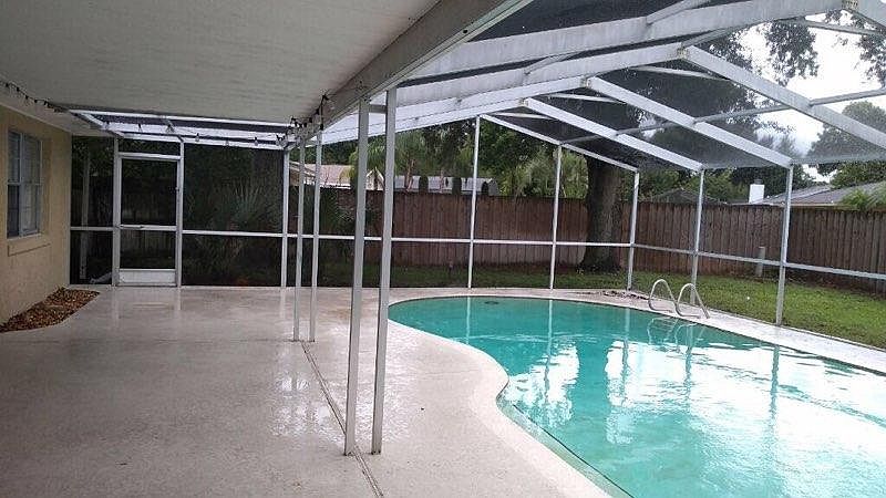 1st image of 8710 Sandberry Blvd