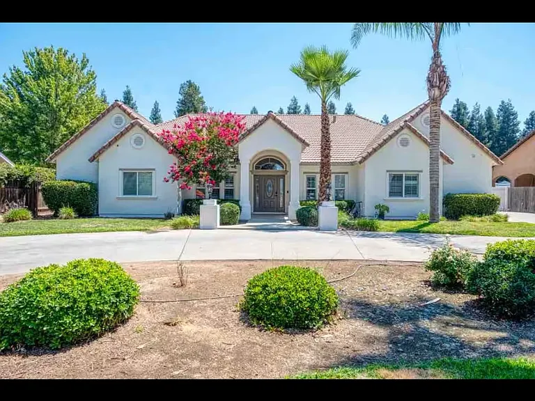 11386 Newport Rd — Photo 1
