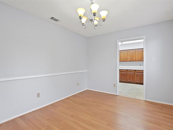 2nd image of 3244 Santana Ln